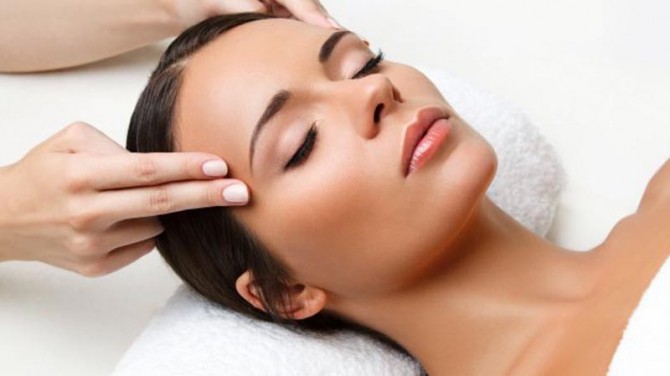 Promozione Settembre: il massaggio terapeutico al viso per donna e uomo!